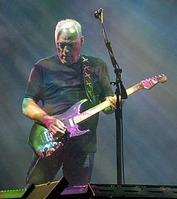 David_Gilmour_in_Munich_July_2006-ed-